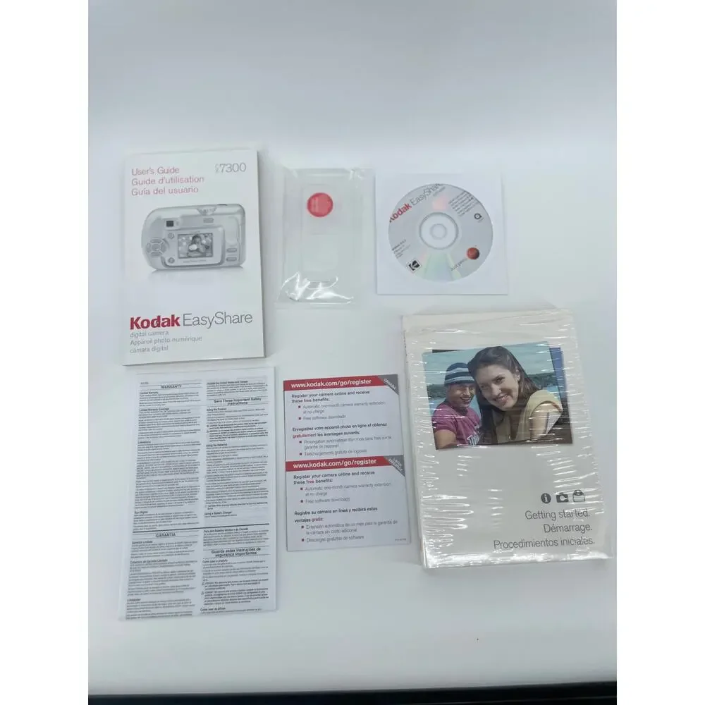 Kodak Easy Share CX7300 Digital Camera 3.2 MO 3X Zoom 1.6” Display TESTED